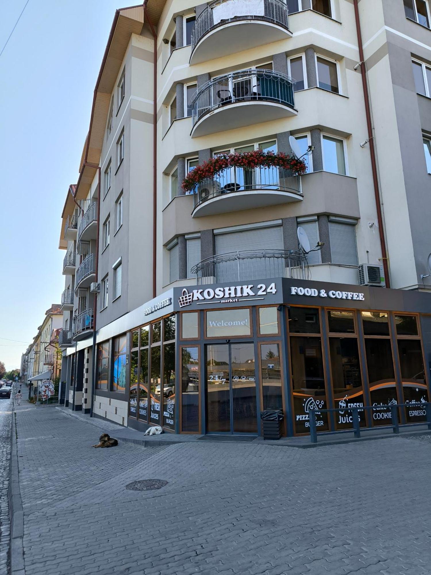 Apartments Domovik Parkaniya, 2A Mukatschewo Exterior foto